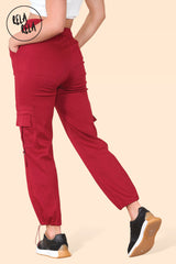 Chic Elasticated Cargo Trousers with Pockets in Wine