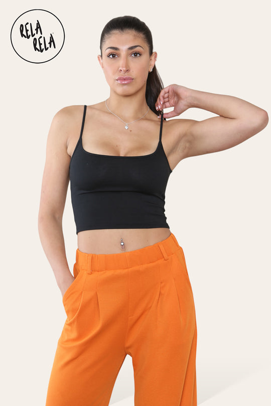Womens Wardrobe Essential Stretchy Cropped Cami Top in Black