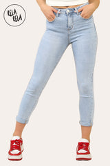 Front view of cropped denim jeans womens in Light Blue with slim fit and 3/4 length.