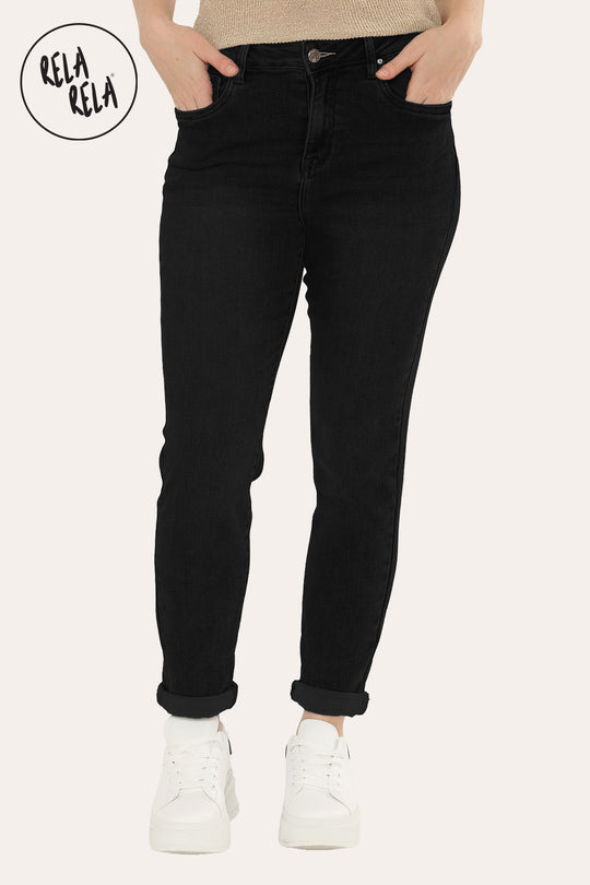 Ankle Length Stretchy Slim Fit Cropped Jeans in Black
