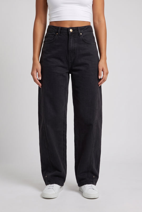 Stretchy Mid Waist Barrel Leg Jeans with Ankle Snap Buttons in Black