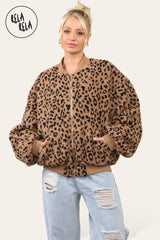 Cropped Quilted Oversize Bomber Jacket Winter Jacket in Leopard Print
