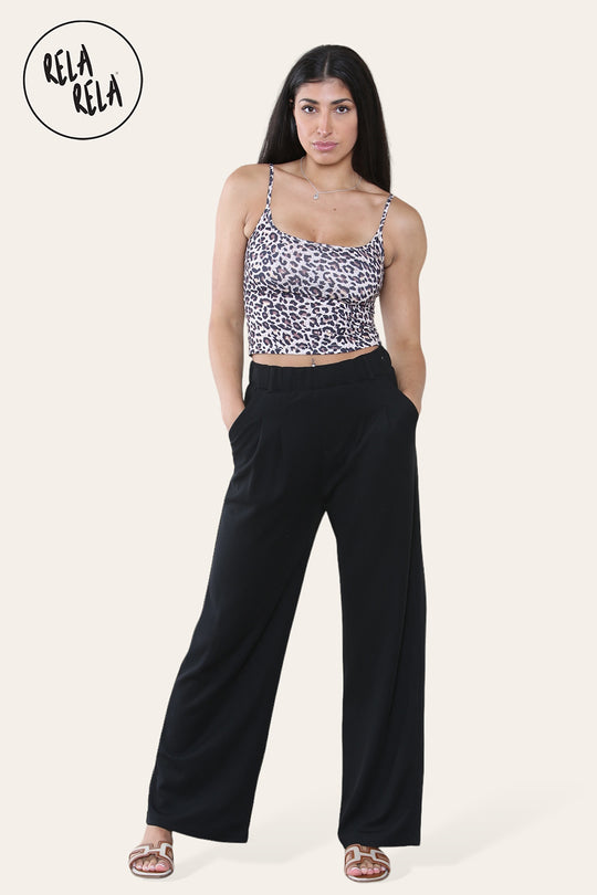 High Waisted Plicated Side Pocket Wide Leg Work Pants in Black