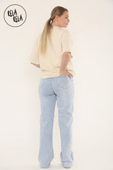 Viral Stretchy Relaxed Mid-Waist Rhinestone Bow Detail Jeans in Light Blue