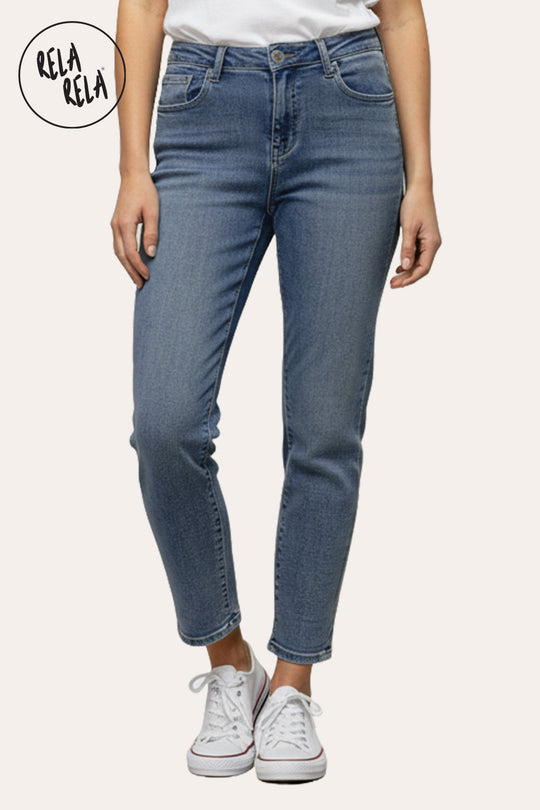 Petite Stretch Mom Jeans – Mid Rise in Denim Blue