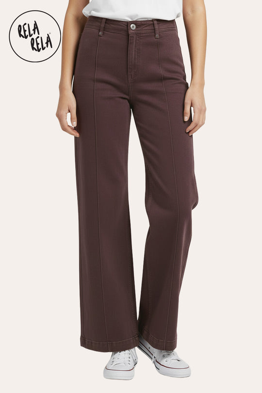Pintuck Flare Jeans with Front Seam in Chocolate